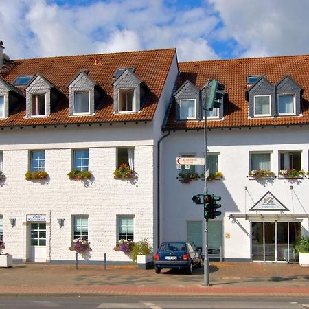 Hotel Am Schwan ดุสเซลดอร์ฟ ภายนอก รูปภาพ