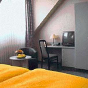 Hotel Am Schwan ดุสเซลดอร์ฟ ภายนอก รูปภาพ