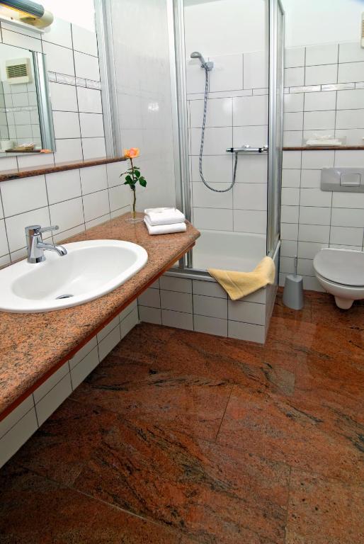 Hotel Am Schwan ดุสเซลดอร์ฟ ห้อง รูปภาพ